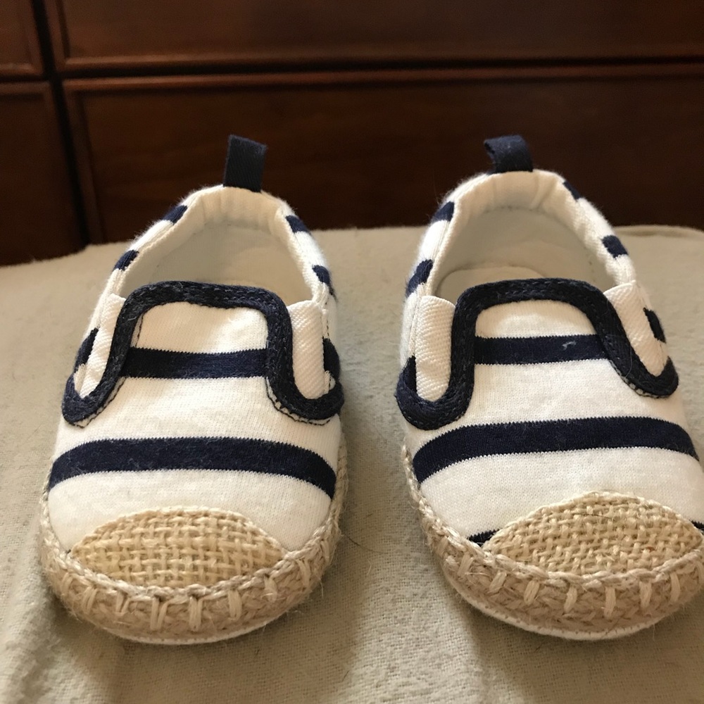 Baby GAP espadrilles 6-12 month